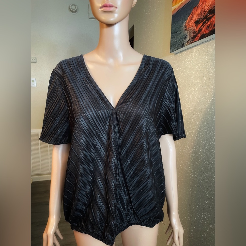 Haute Fox Black Top